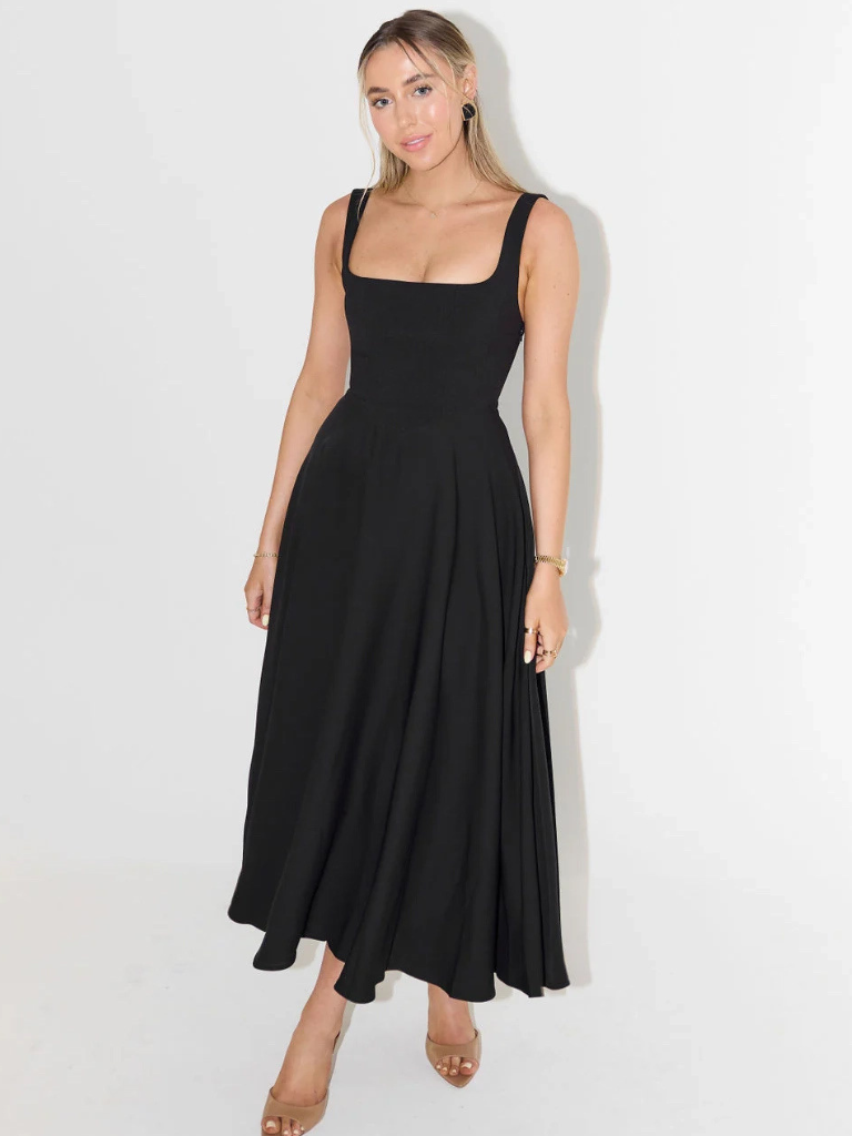 Scarlett – Elegant Fit & Flare Dress