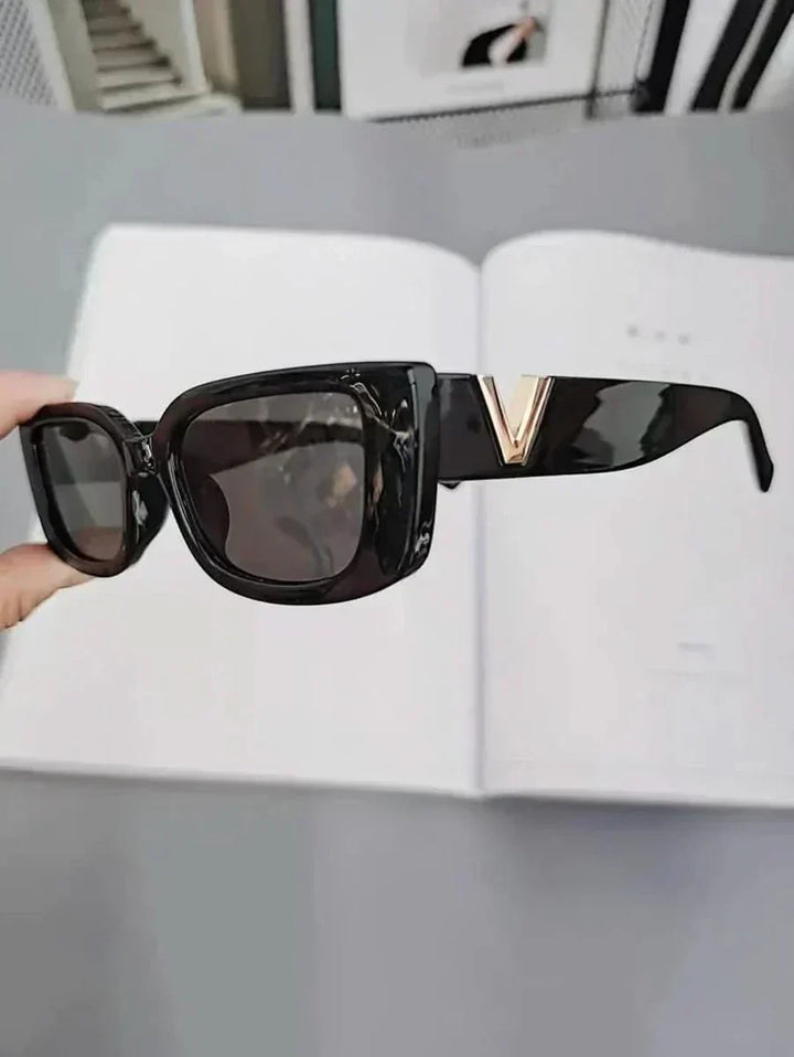 Taytum | Striking Sunglasses