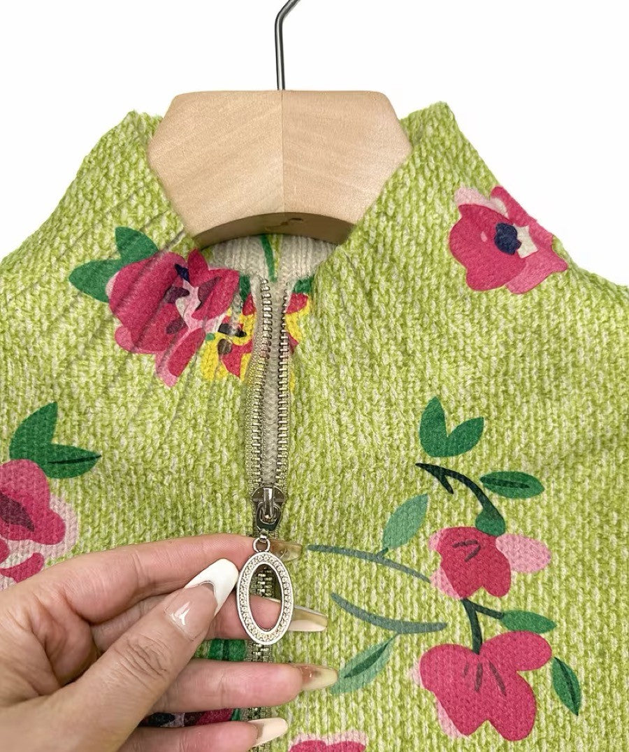 Dagmar™ | Cardigan with Blossoms on Lime