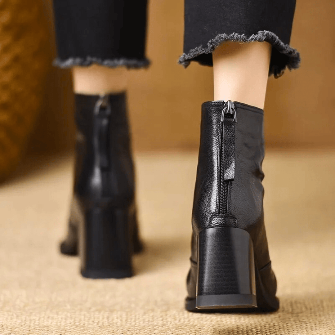 Claudia | Luxurious Mid-Heel Ankle Boots