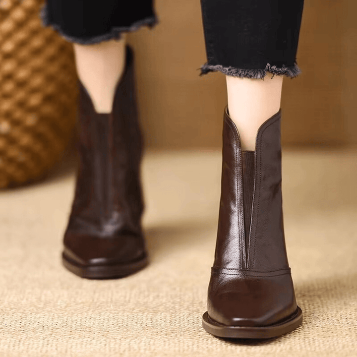 Claudia | Luxurious Mid-Heel Ankle Boots